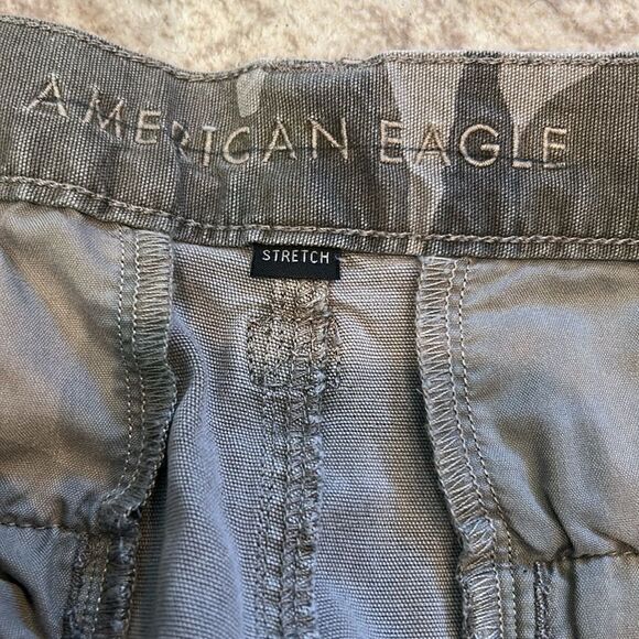 AMERICAN EAGLE VINTAGE SUPER HI RISE FESTIVAL Green CAMOUFLAGE Shorts 14/32W - Picture 3 of 11
